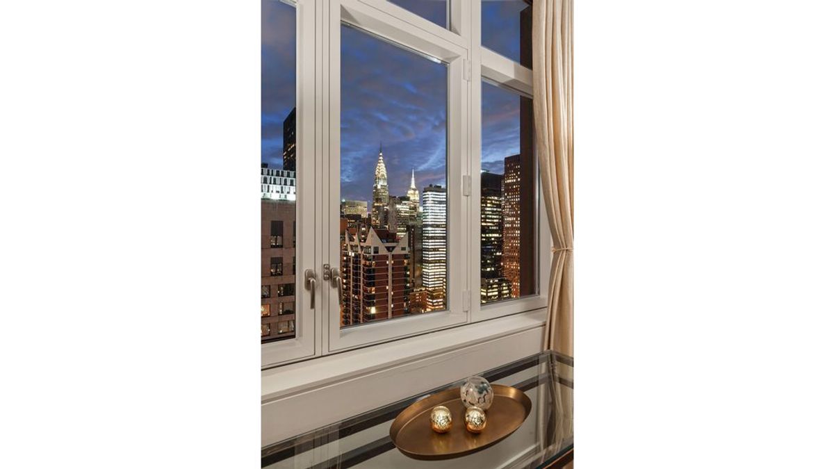 Photo for Halcyon - 305 East 51St Street Condominium in Midtown East, Manhattan
