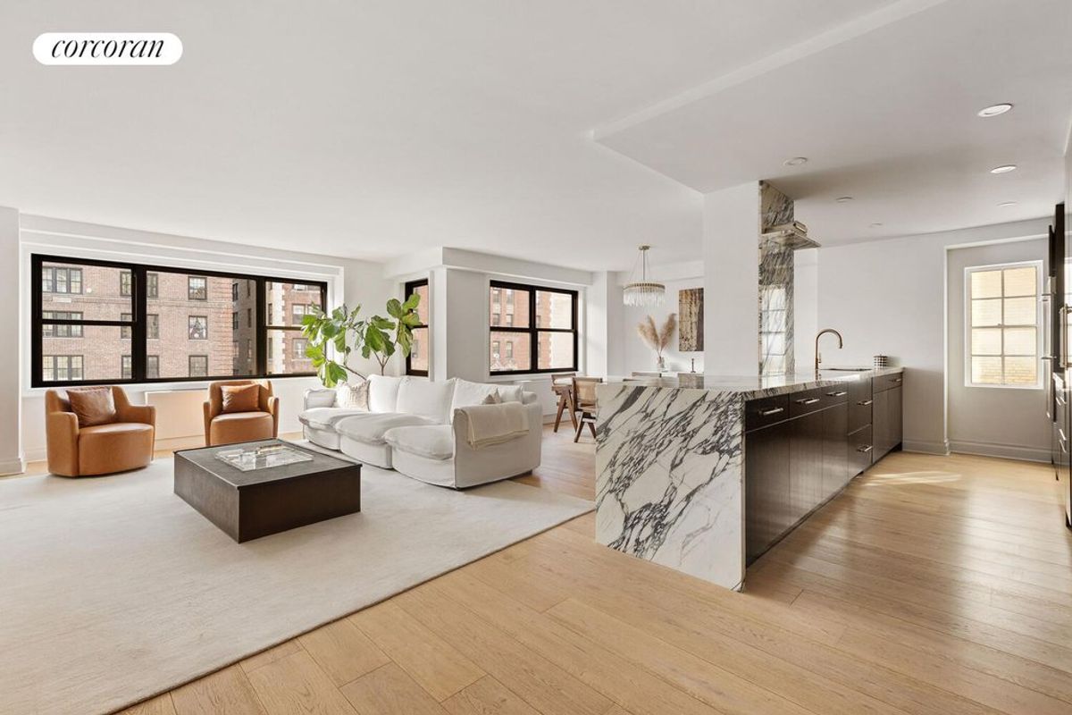 Photo for The Carlton Park - 1065 Park Avenue Cooperative in Upper East Side, Manhattan
