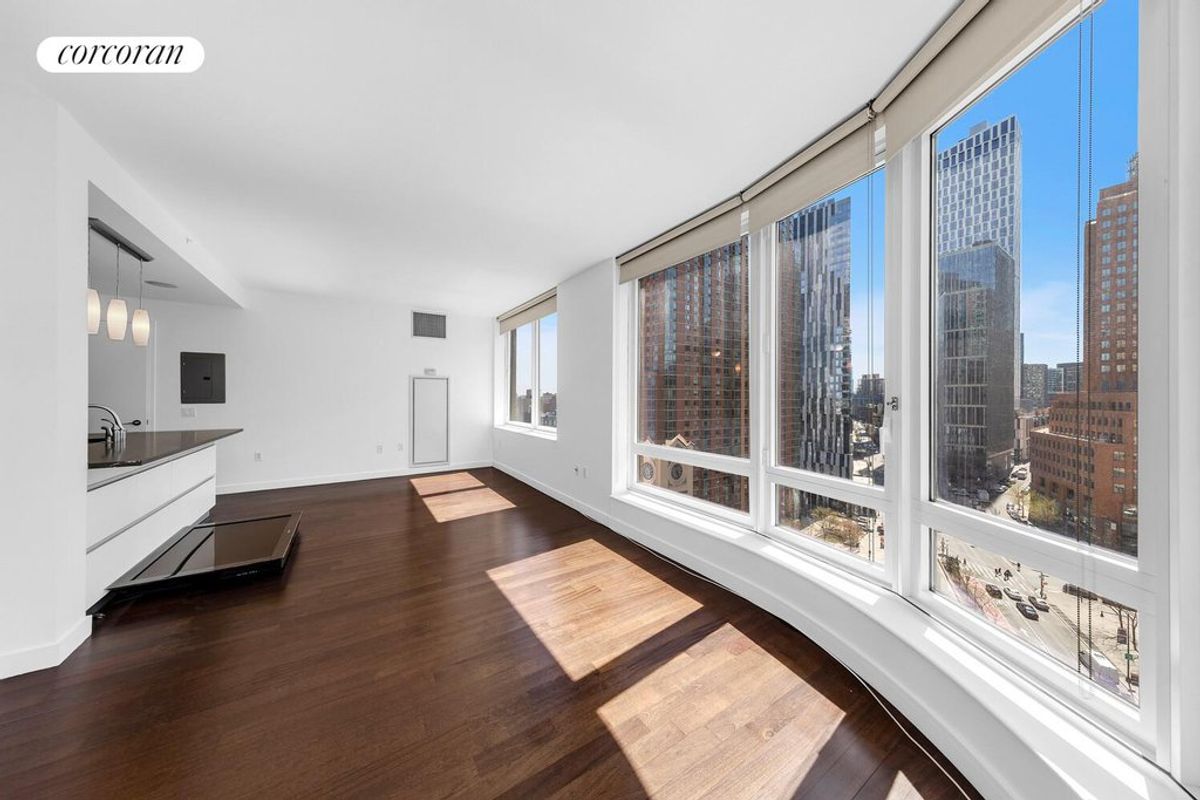 Photo for Oro - 306 Gold Street Condominium in Downtown Brooklyn, Brooklyn