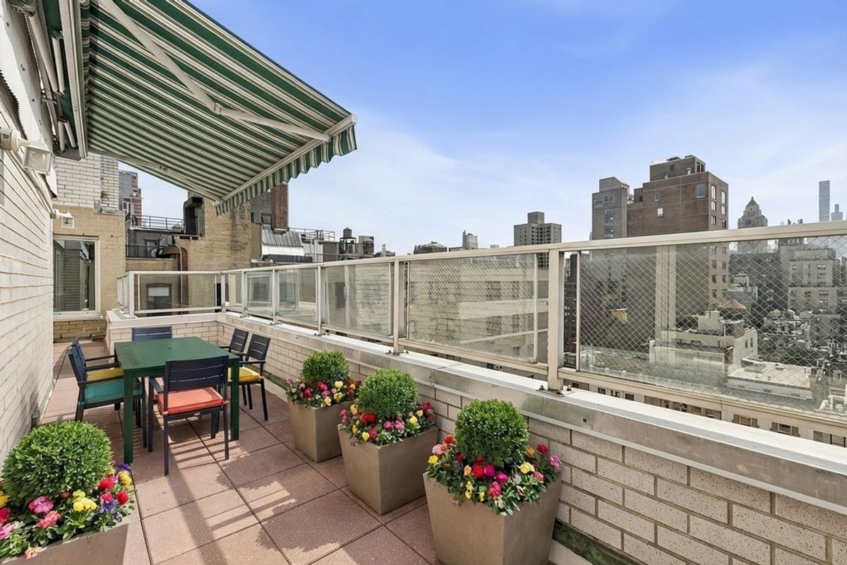 Photo for 8 EAST 83 STREET - 8 East 83rd Street Cooperative in Upper East Side, Manhattan