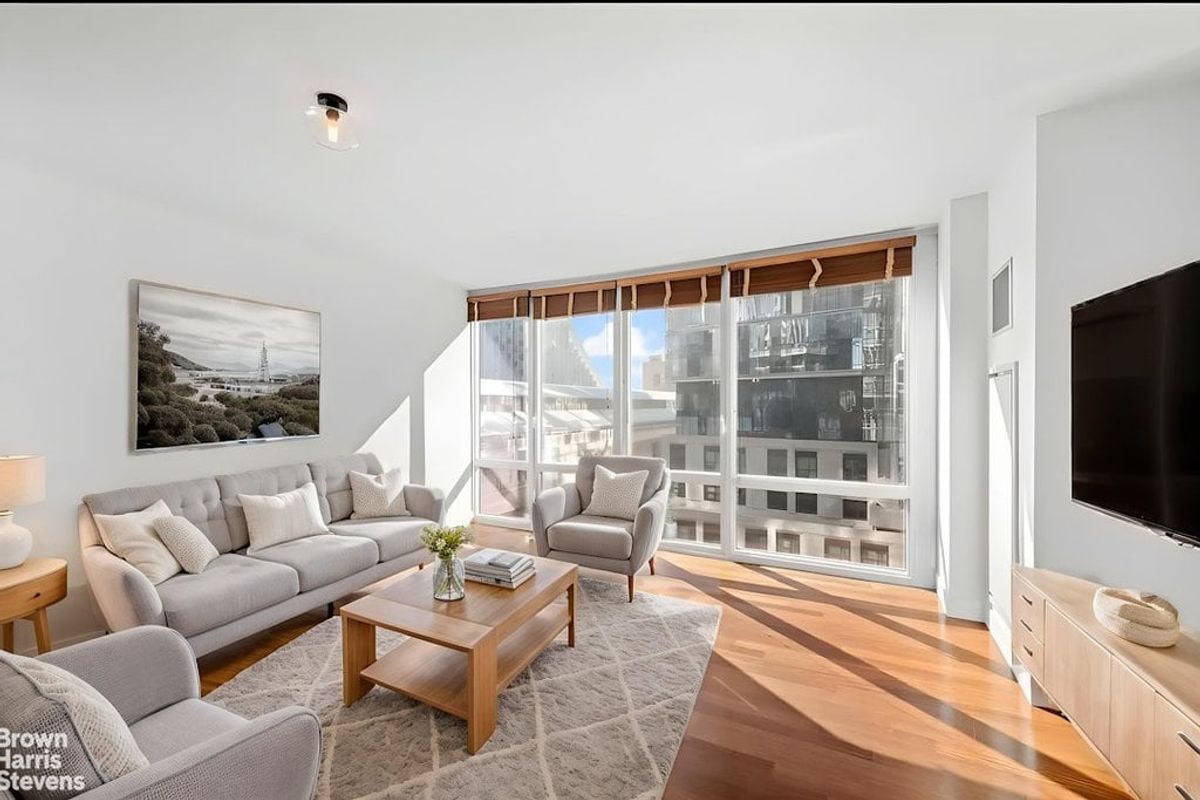 Photo for 10 West End Avenue - 10 West End Avenue Condominium in Midtown West, Manhattan