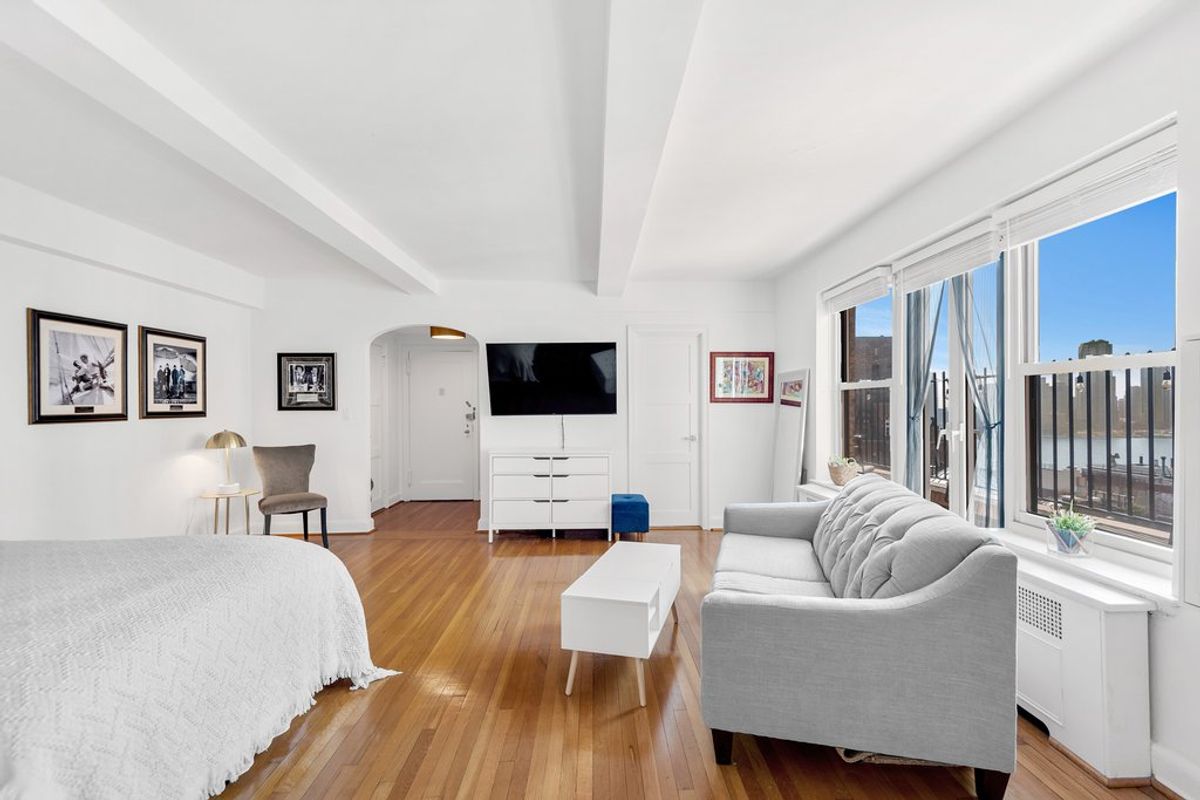 Photo for 400 East 52nd Street - 400 East 52nd Street Cooperative in BEEKMAN, Manhattan