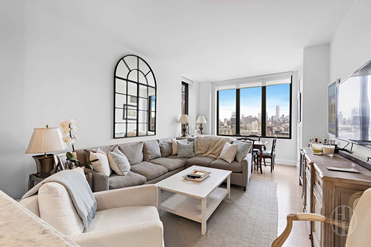Photo for Chelsea Stratus - 101 West 24th Street Condominium in Chelsea, Manhattan