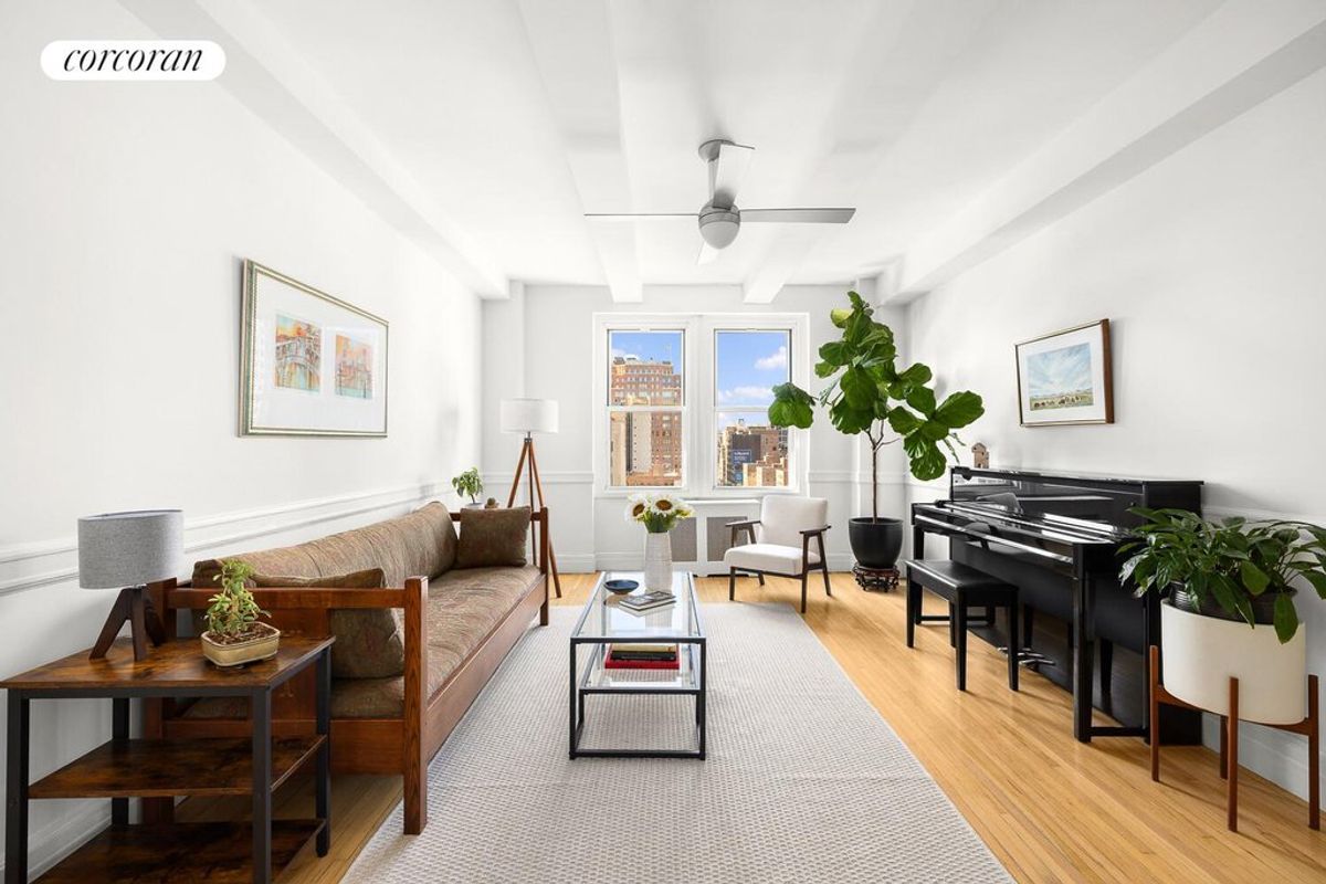 Photo for Chelsea Court - 365 West 20th Street Cooperative in Chelsea, Manhattan