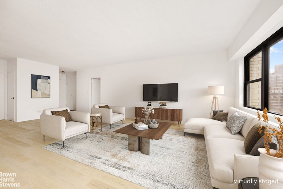 Photo for 160 East 38th Street - 160 East 38th Street Cooperative in Murray Hill, Manhattan
