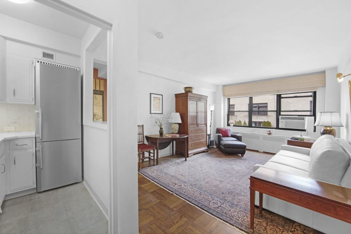 Photo for 11 EAST 87 STREET - 11 East 87th Street Cooperative in Upper East Side, Manhattan