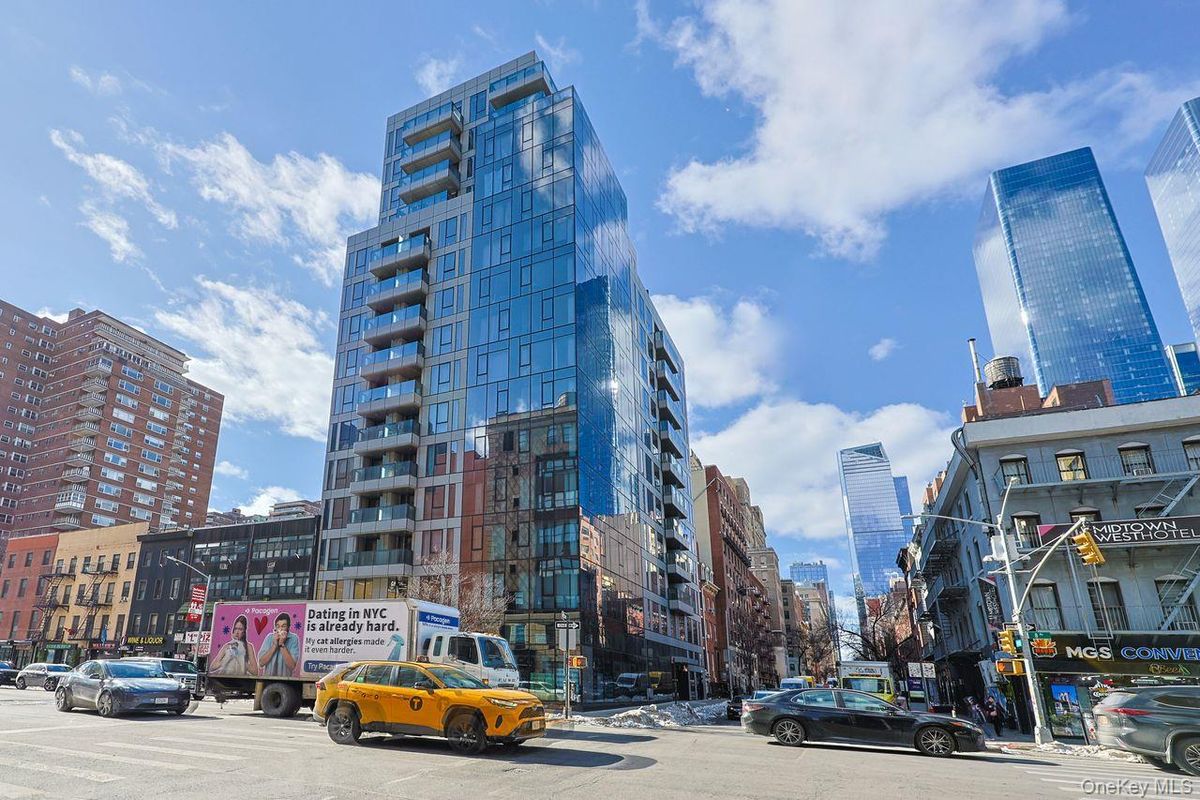 Photo for 300 West 30 street - 300 W 30th Street Condominium in Chelsea, Manhattan