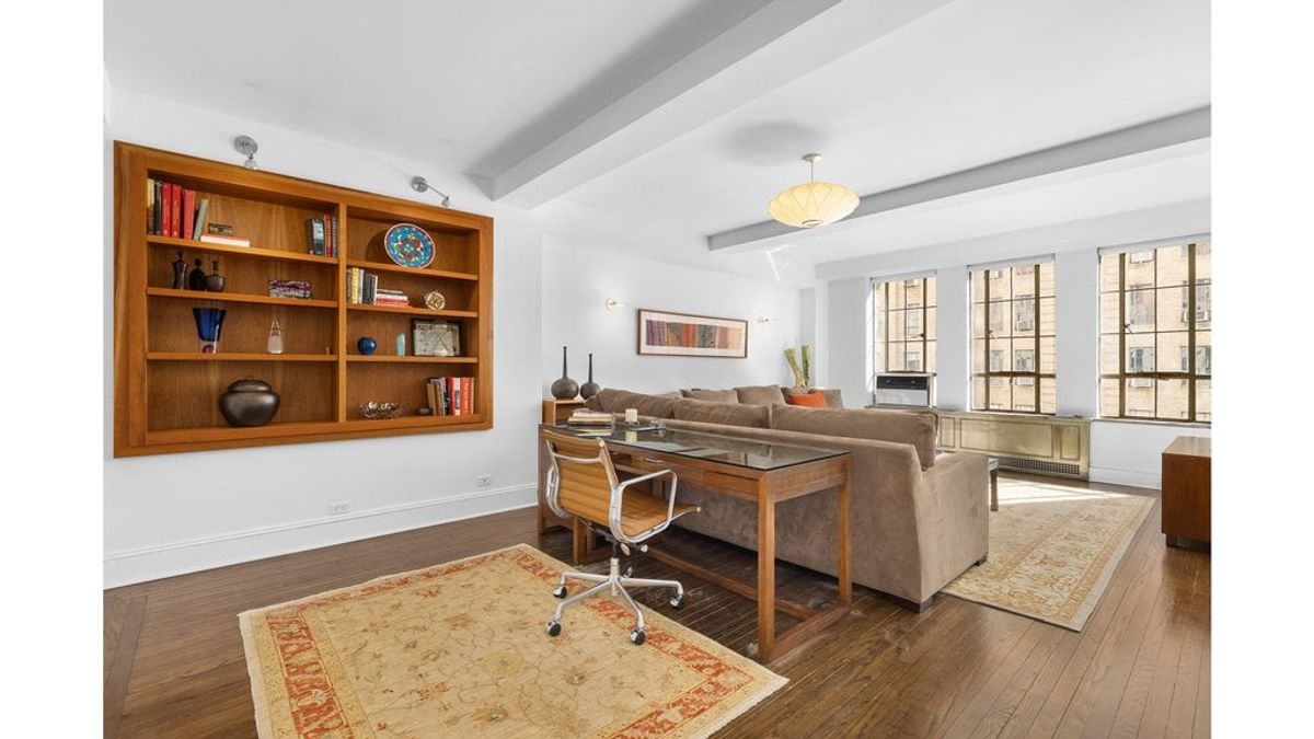 Photo for The Parc Vendome - 333-353 West 56th Street Condominium in Midtown West, Manhattan