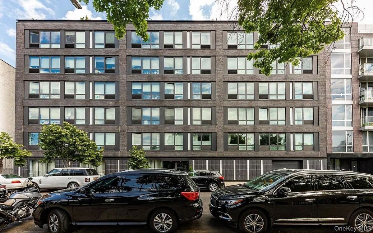 Photo for One Murray Park - 11-25 45 AVENUE Condominium in Long Island City, Queens