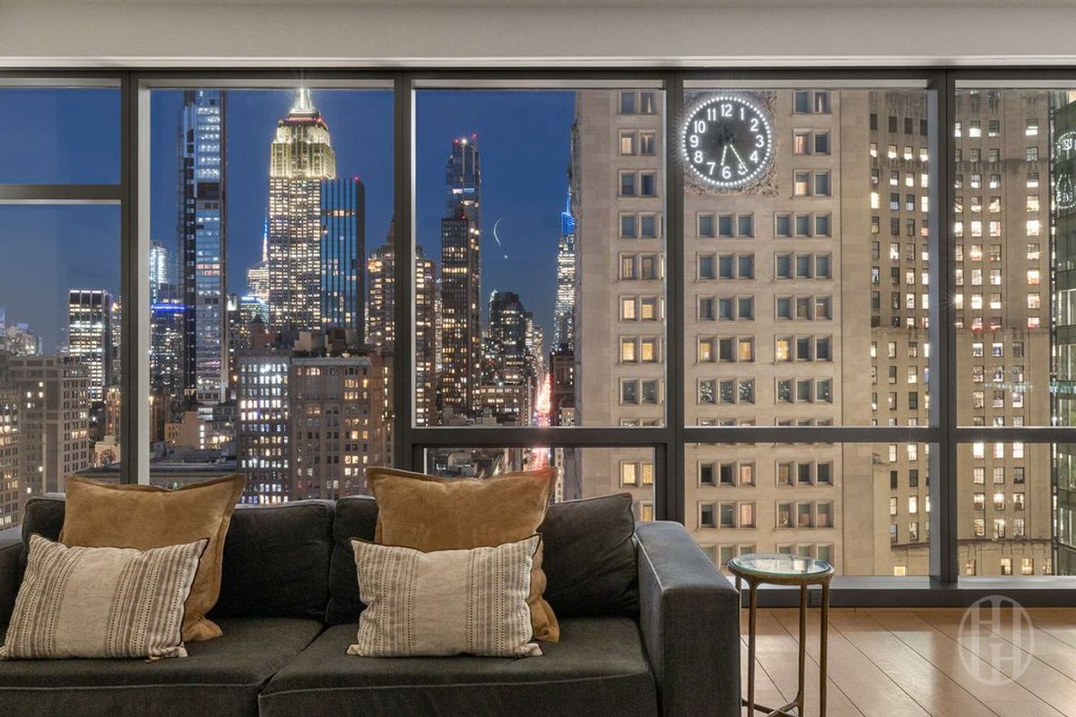 Photo for One Madison - 23 East 22nd Street Condominium in Flatiron, Manhattan