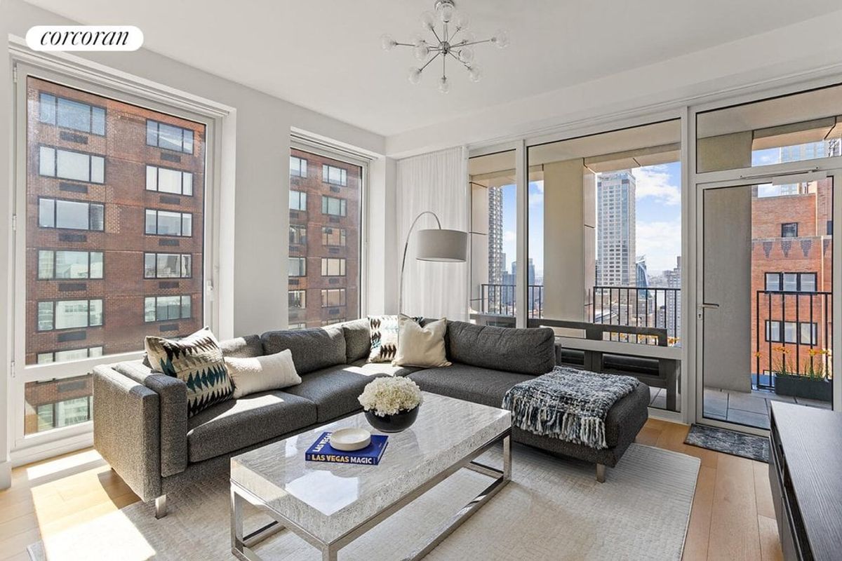 Photo for The Park Loggia - 15 West 61St Street Condominium in Upper West Side, Manhattan