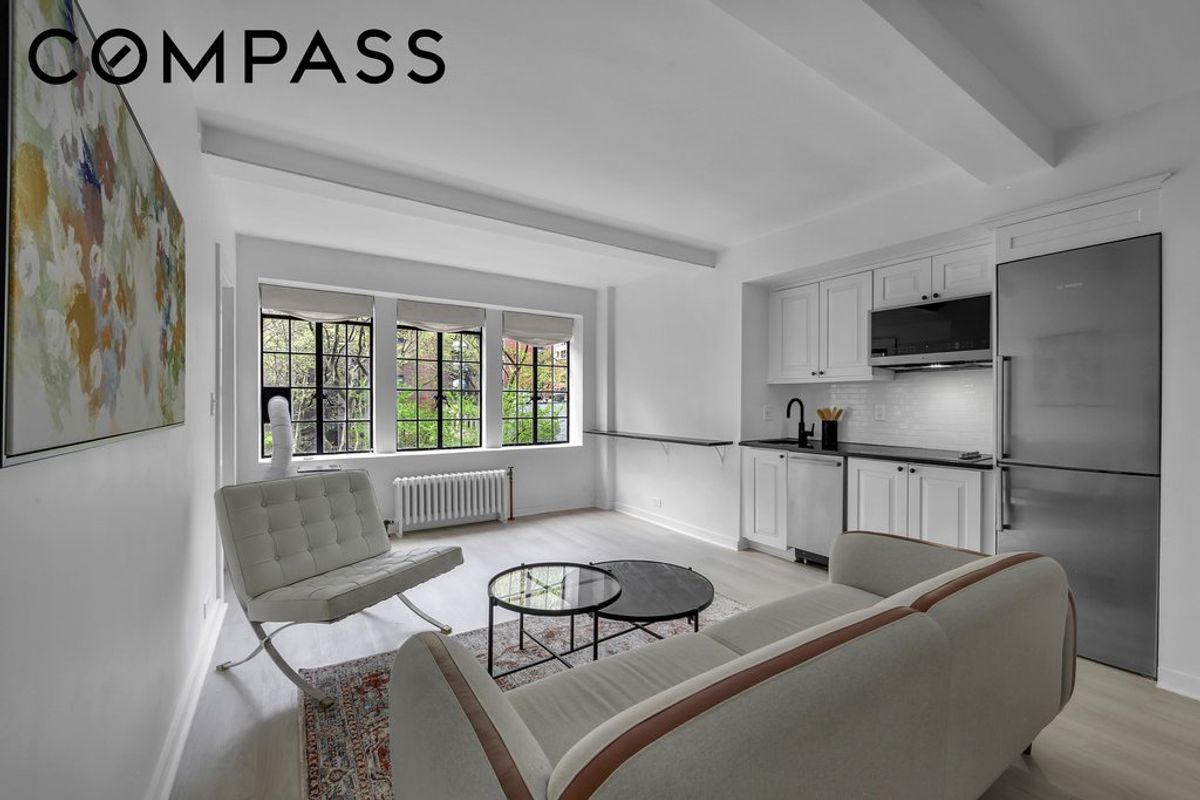 Photo for Prospect Tower - 45 Tudor City Place Cooperative in Turtle Bay, Manhattan