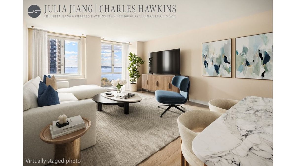 Photo for 225 Rector Place - 225 Rector Place Condominium in Battery Park City, Manhattan