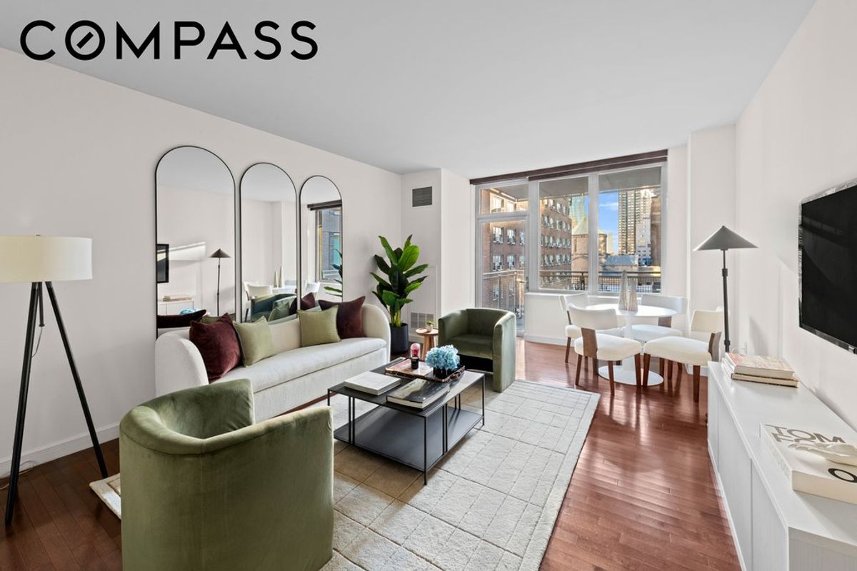 Photo for The Charleston - 225 East 34th Street Condominium in Murray Hill, Manhattan