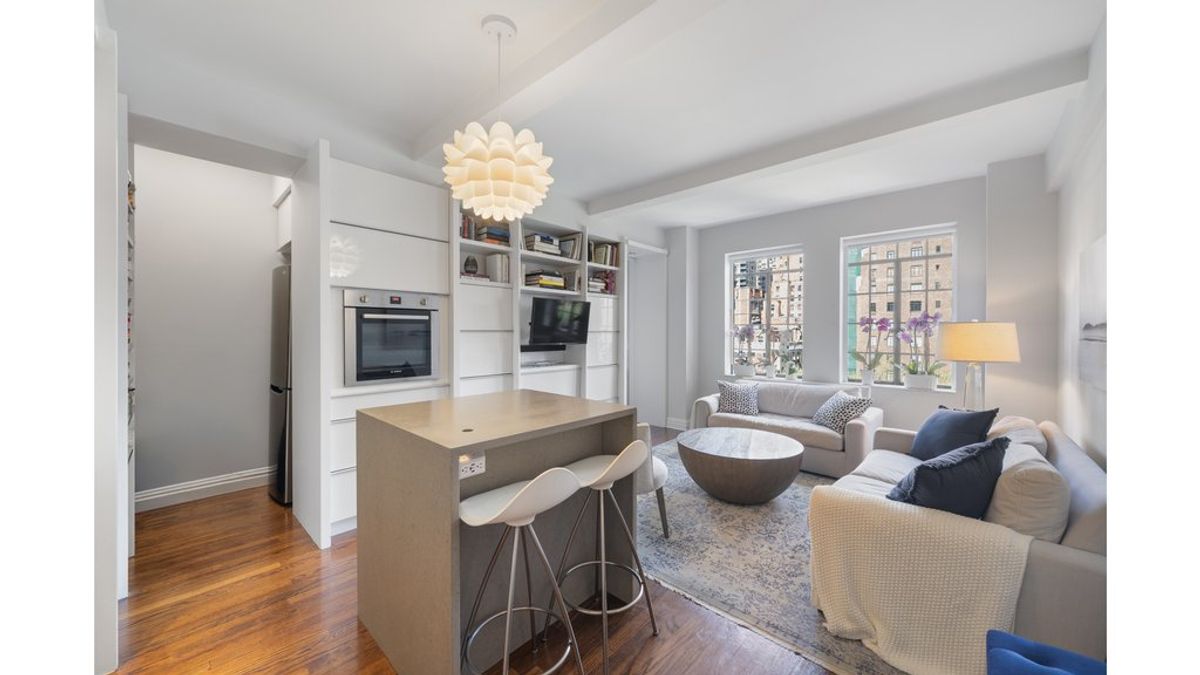 Photo for Tudor Tower - 25 Tudor City Place Cooperative in Turtle Bay, Manhattan