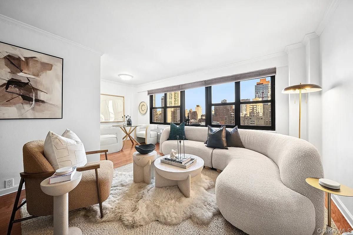 Photo for The Eastmore - 240 East 76th Street Condominium in Upper East Side, Manhattan