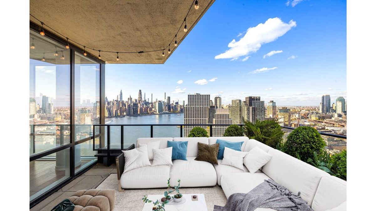 Photo for The Greenpoint - 21 India Street Condominium in Greenpoint, Brooklyn