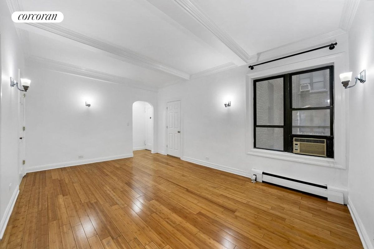 Photo for 120 WEST 58TH STREET - 120 West 58th Street Condominium in Midtown, Manhattan