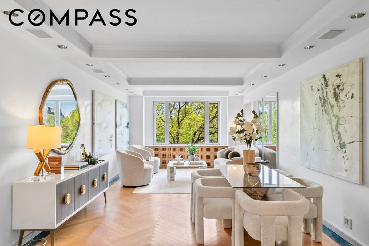 Photo for The Berkeley House - 120 Central Park South Cooperative in Midtown, Manhattan