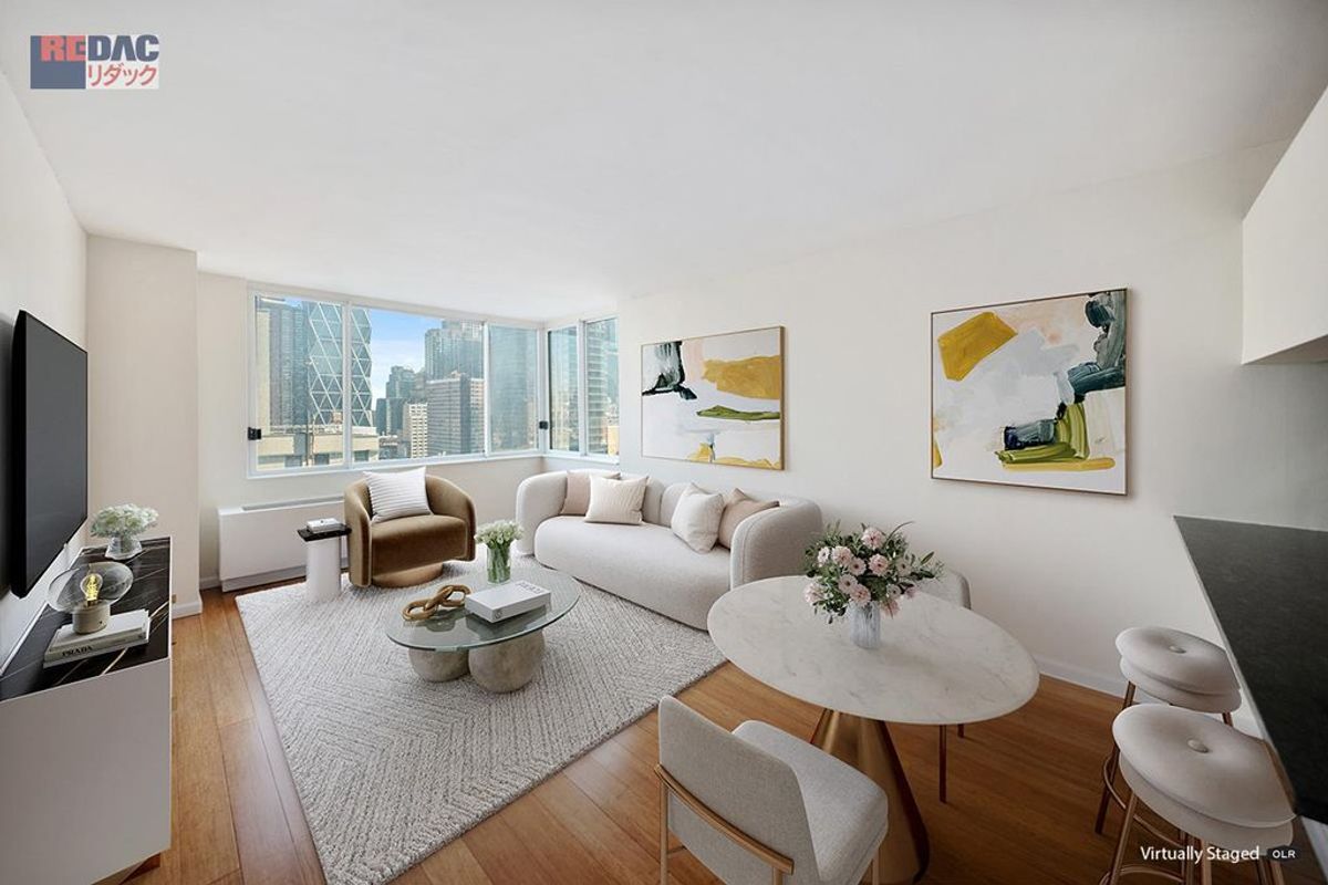 Photo for Two WorldWide Plaza - 350 West 50th Street Condominium in Midtown West, Manhattan