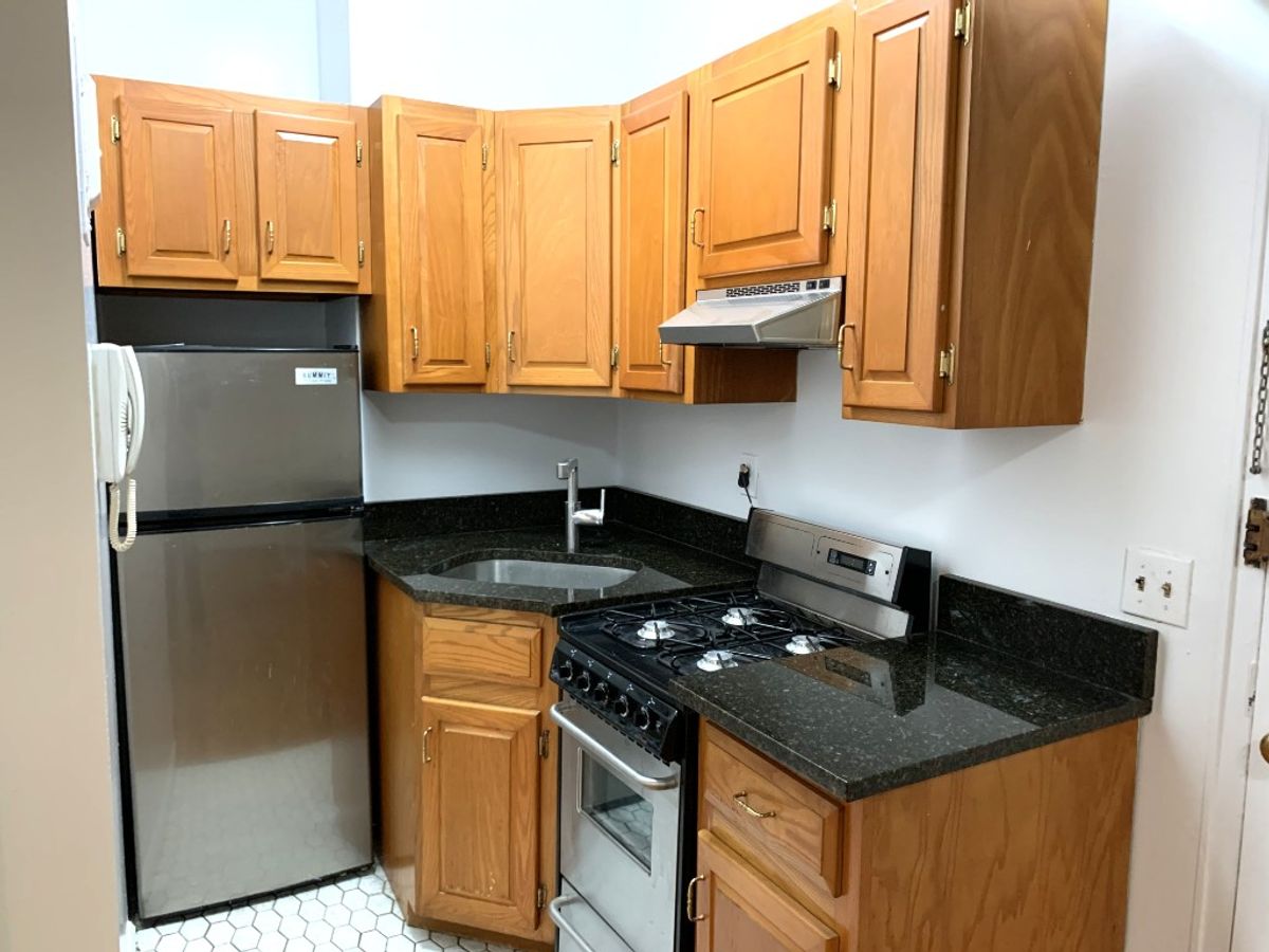 Photo for Gallery - 112 West 72nd Street Condominium in Upper West Side, Manhattan