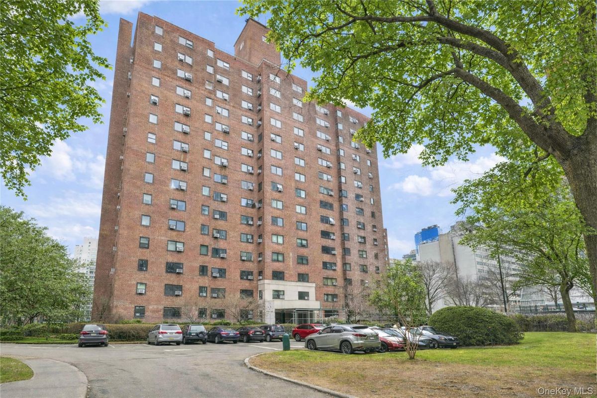 Photo for Concord Village - 175 Adams Street Cooperative in Downtown Brooklyn, Brooklyn