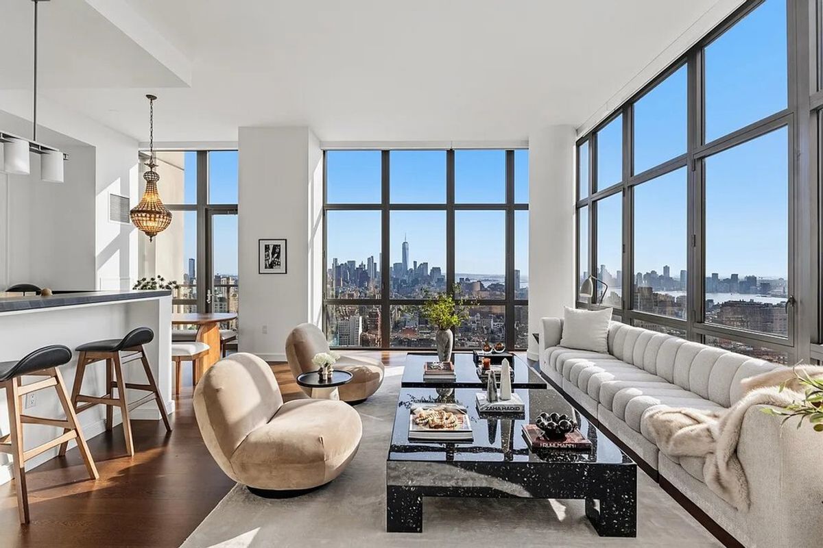 Photo for Chelsea Stratus - 101 West 24th Street Condominium in Chelsea, Manhattan