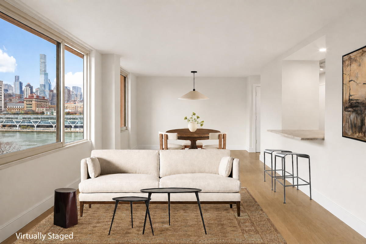 Photo for Island House - 555 Main Street Condominium in Roosevelt Island, Manhattan