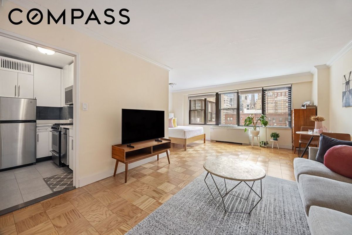 Photo for Trafalgar House - 120 East 90th Street Condominium in Upper East Side, Manhattan