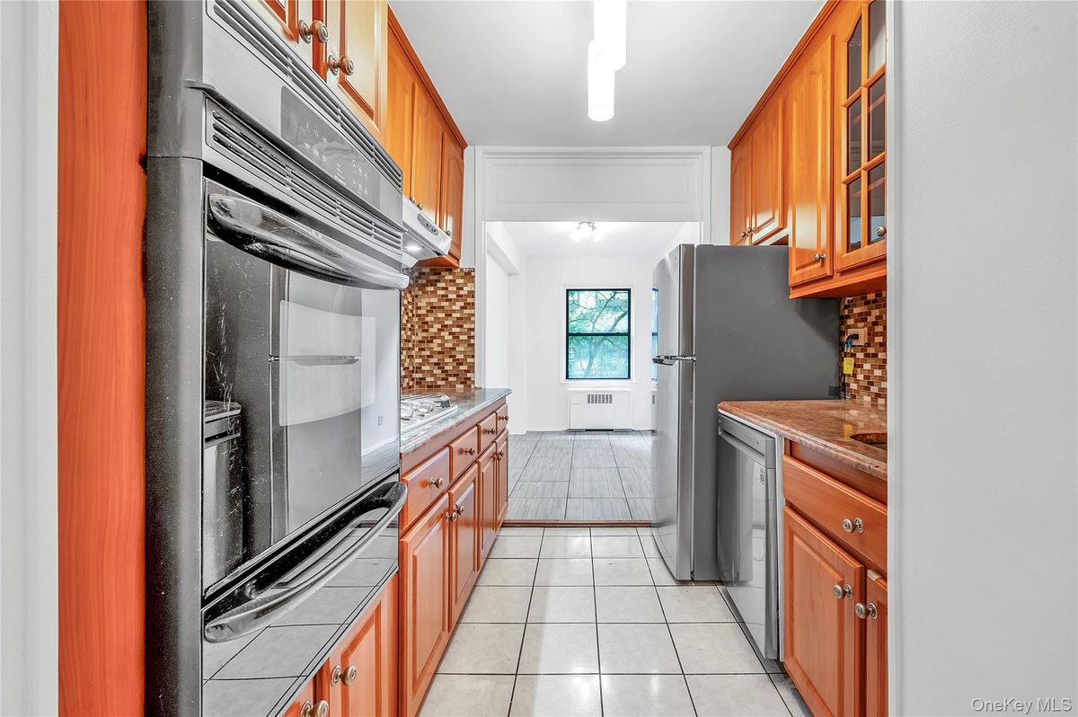 Photo for Marlo Towers - 301 East 48th Street Cooperative in Turtle Bay, Manhattan