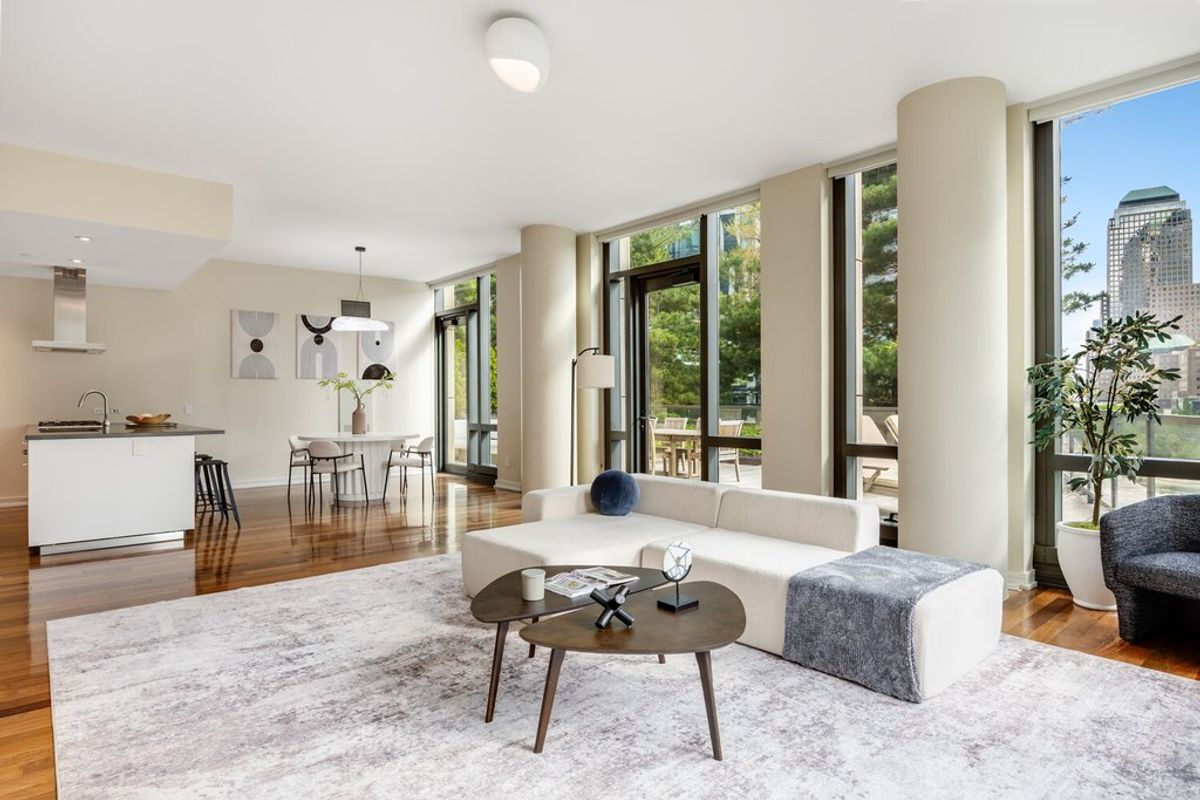 Photo for 101 Warren - 99 Warren Street And 101 Warren Street Condominium in Tribeca, Manhattan