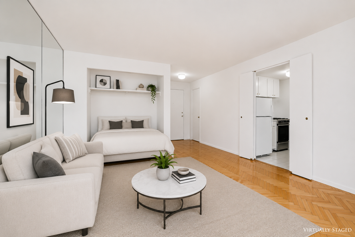 Photo for Trump Parc - 106 Central Park South Condominium in Midtown, Manhattan