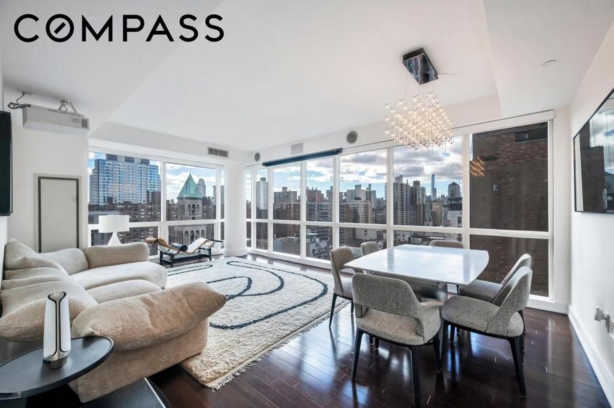 Photo for Ariel East - 2628 Broadway Condominium in Upper West Side, Manhattan