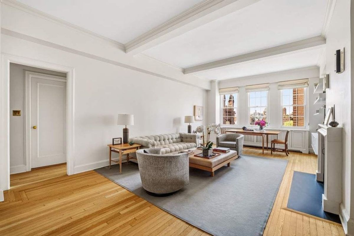 Photo for 39 5TH AVENUE - 39 5th Avenue Cooperative in Greenwich Village, Manhattan
