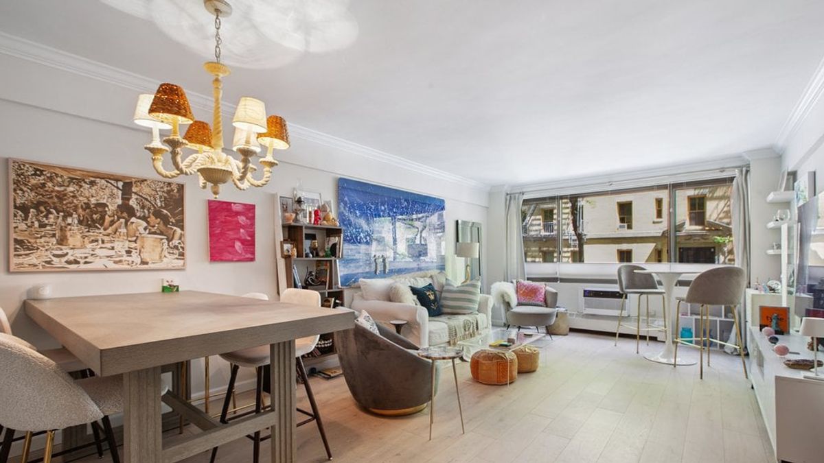 Photo for The Royal York - 425 East 63rd Street Cooperative in Upper East Side, Manhattan