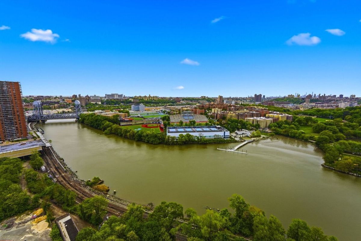 Photo for 2500 Johnson Avenue - 2500 Johnson Avenue Cooperative in West Bronx, Bronx