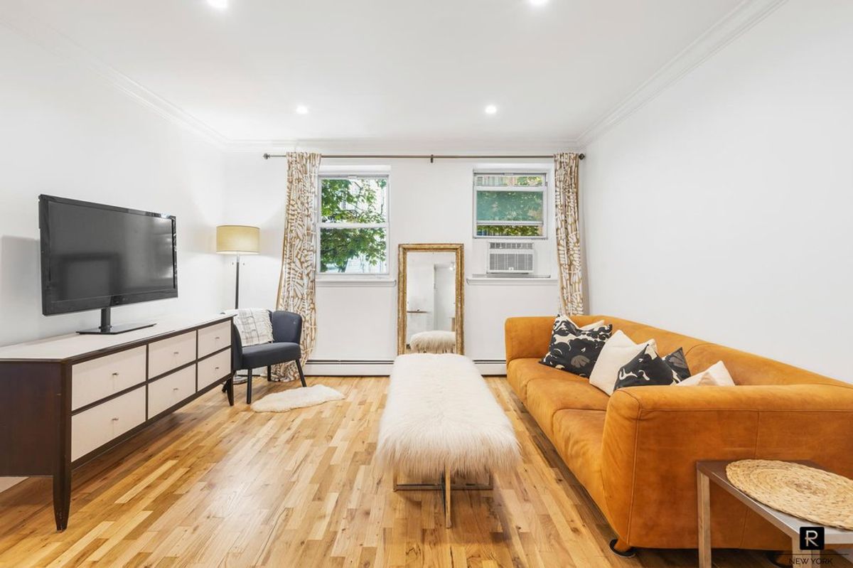 Photo for Renaissance East - 319 East 105th Street Condominium in East Harlem, Manhattan