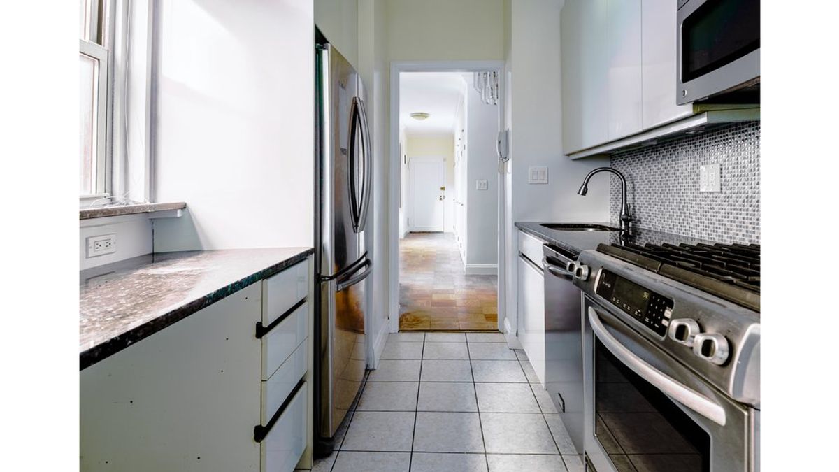 Photo for Tower 58 - 58 West 58th Street Condominium in Midtown, Manhattan