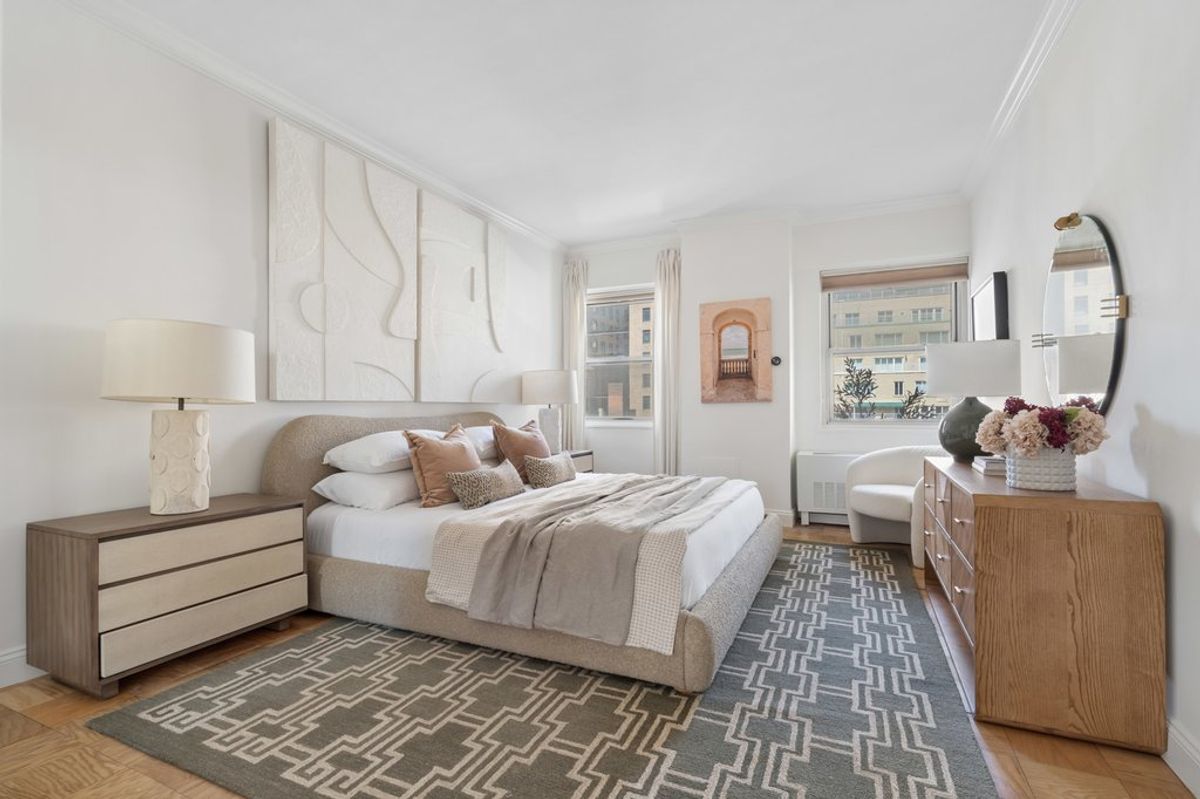 Photo for Tower 58 - 58 West 58th Street Condominium in Midtown, Manhattan