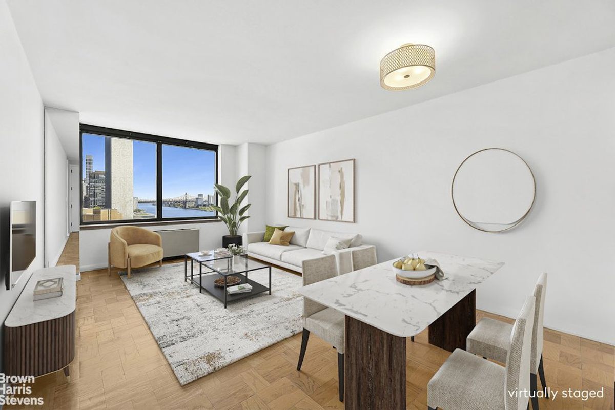 Photo for The Horizon - 415 East 37th Street Condominium in Midtown East, Manhattan