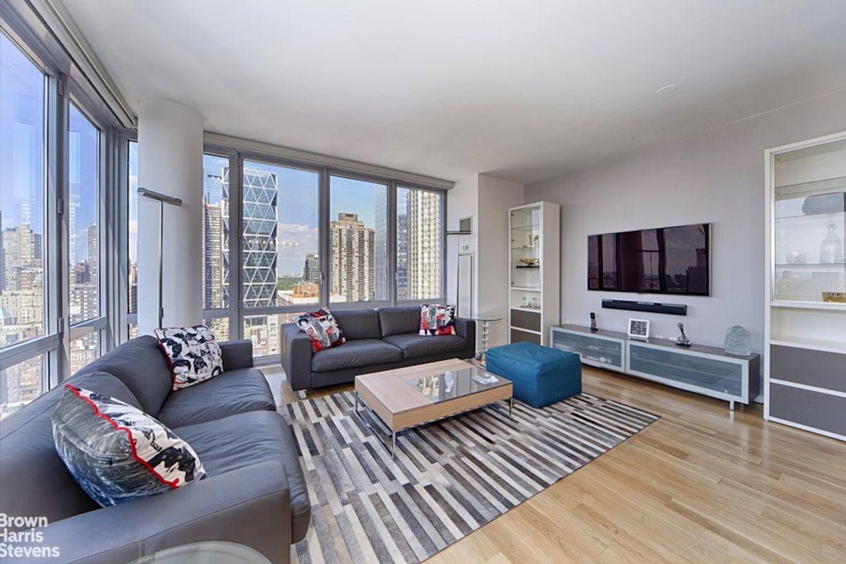 Photo for The Link - 310 West 52nd Street Condominium in Midtown West, Manhattan