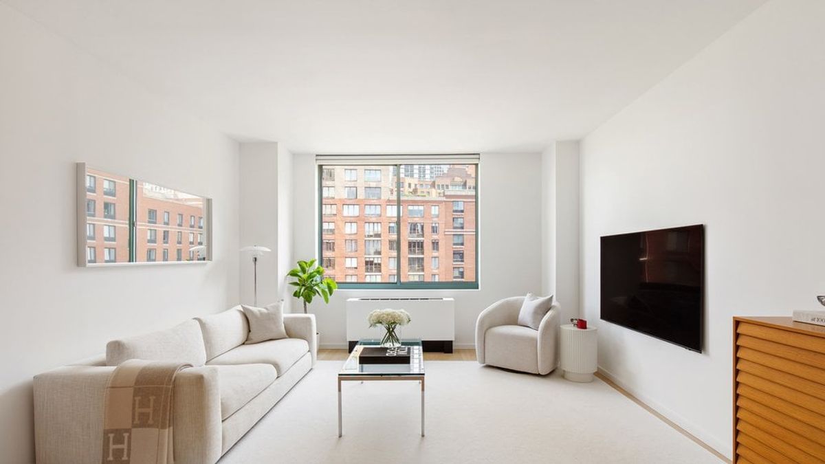Photo for The Regatta - 21 South End Avenue Condominium in Battery Park City, Manhattan