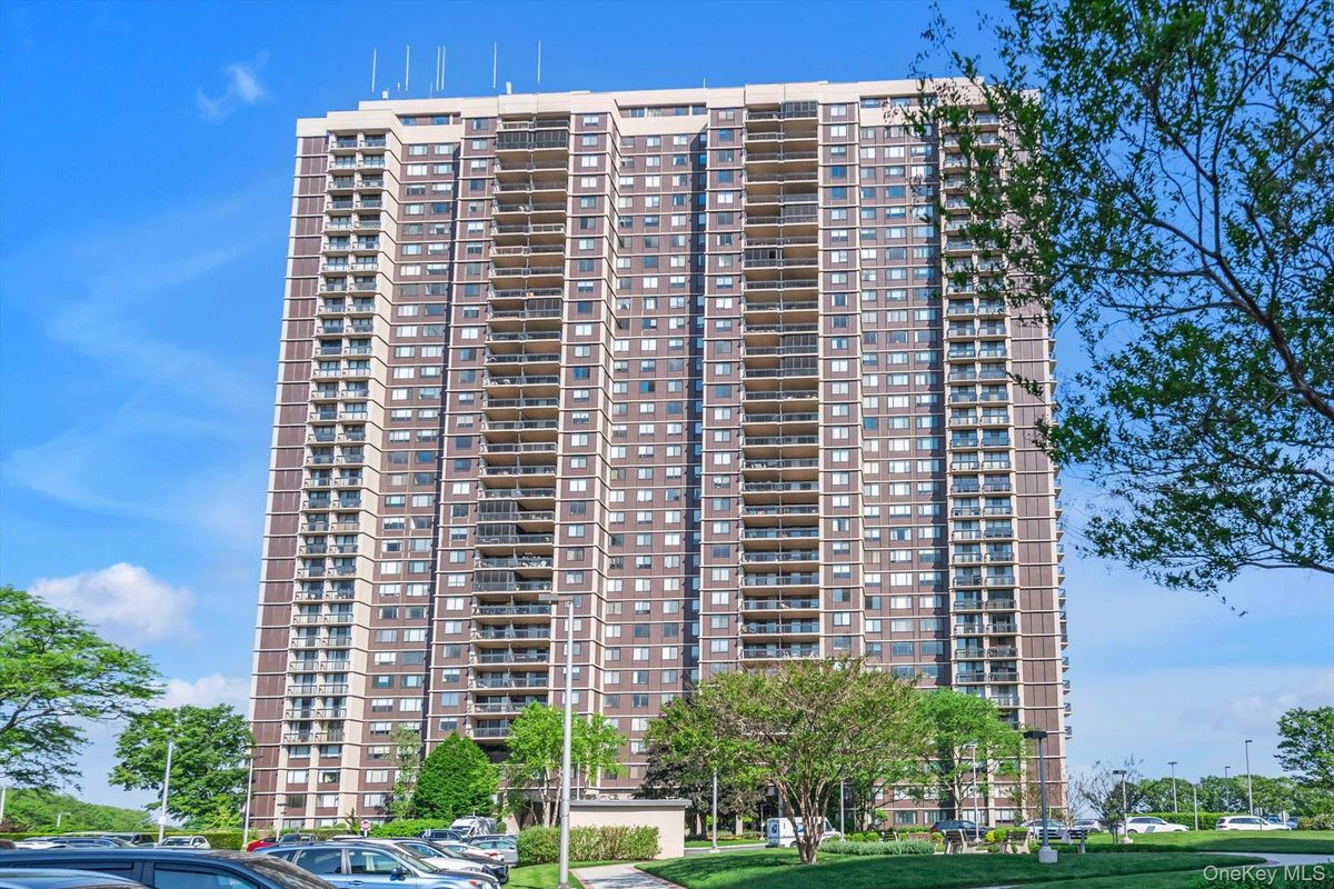 Photo for 269 Grand Central Parkway - 269 Grand Central Parkway Cooperative in Little Neck, Queens