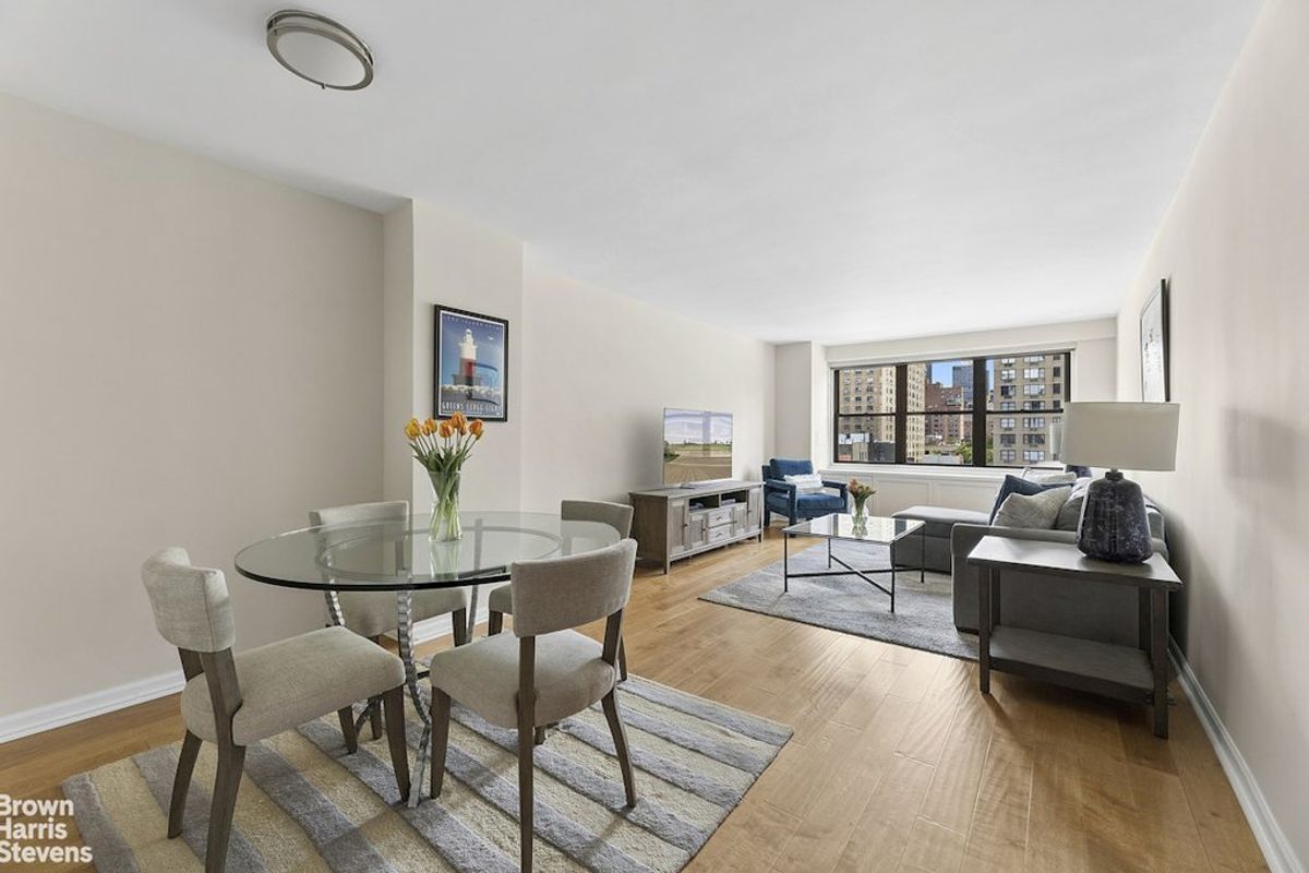 Photo for The Spruce Ridge House - 245 East 25th Street Cooperative in Kips Bay, Manhattan