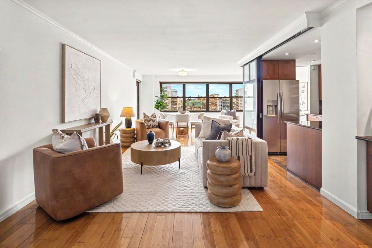 Photo for Lincoln Towers - 140 West End Avenue Condominium in Upper West Side, Manhattan