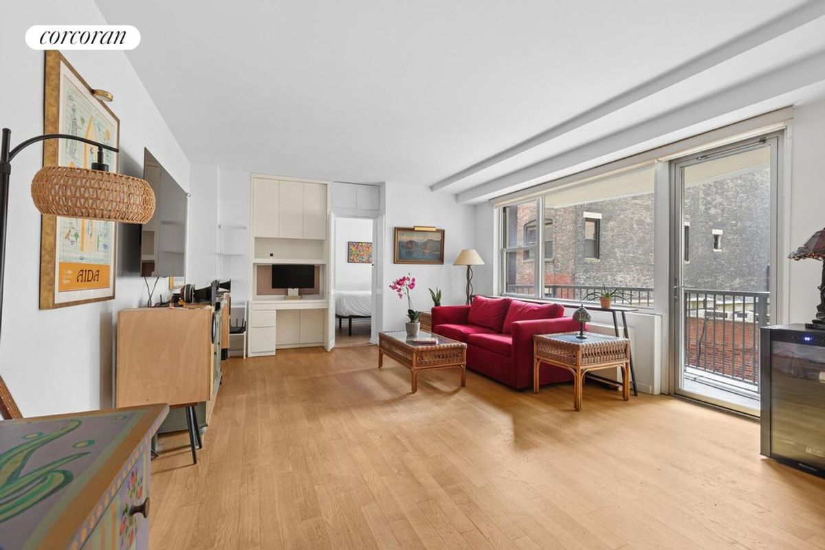 Photo for 80 CENTRAL PARK WEST - 80 Central Park West Cooperative in Upper West Side, Manhattan