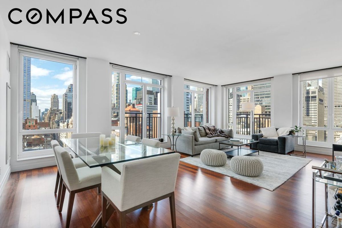 Photo for 45 Park Avenue - 45 Park Avenue Condominium in Murray Hill, Manhattan