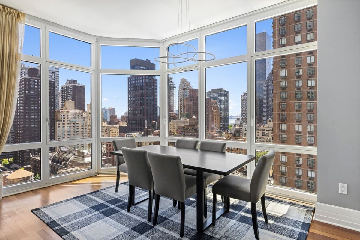 Photo for Milan Condominium - 300 East 55th Street Condominium in Midtown East, Manhattan