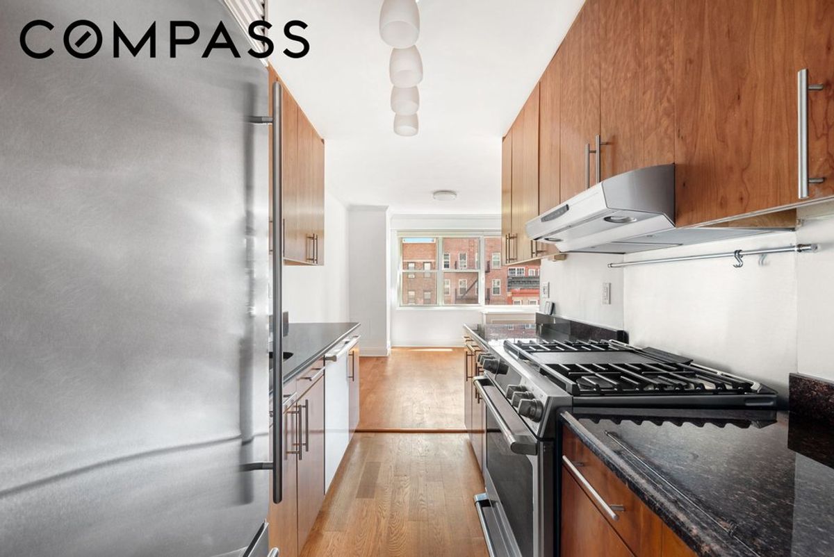 Photo for 420 East 72nd Street - 420 East 72nd Street Cooperative in Upper East Side, Manhattan