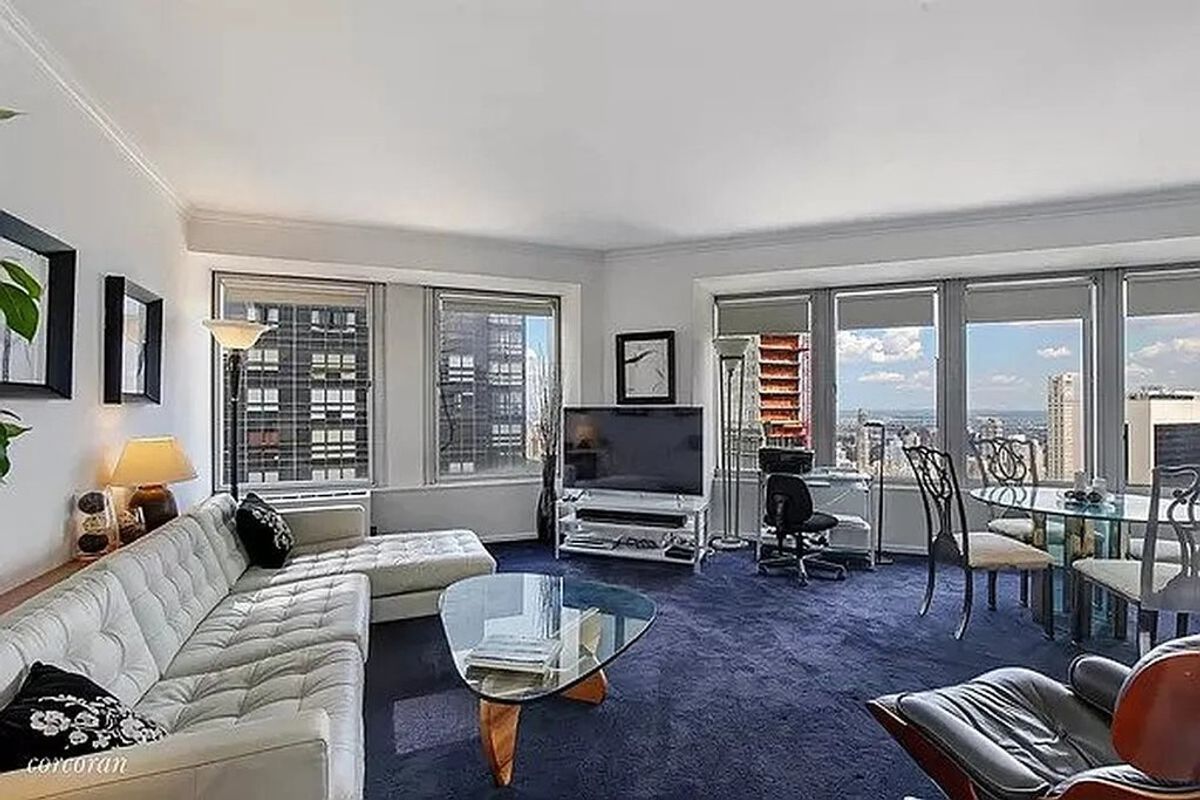 Photo for CitySpire - 150 West 56th Street Condominium in Midtown, Manhattan